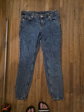 H&M Blue Skinny Jeans with Center Front Seams ⭐️⭐️ Blast from The Past Look!!!!!